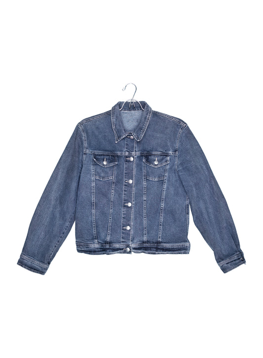 Essential Denim Jacket – Timeless Fit with Streetwear Edge