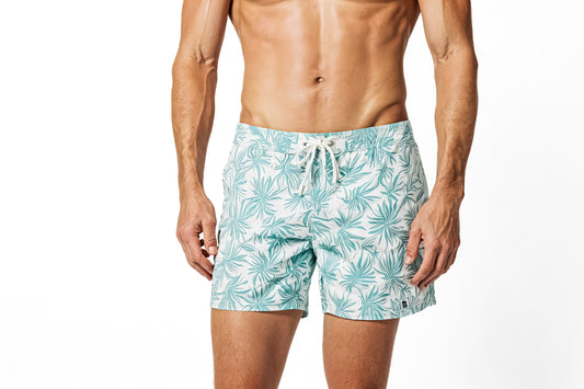 WaveFlex Swim Shorts – Quick-Dry Comfort for Pool, Beach & Beyond